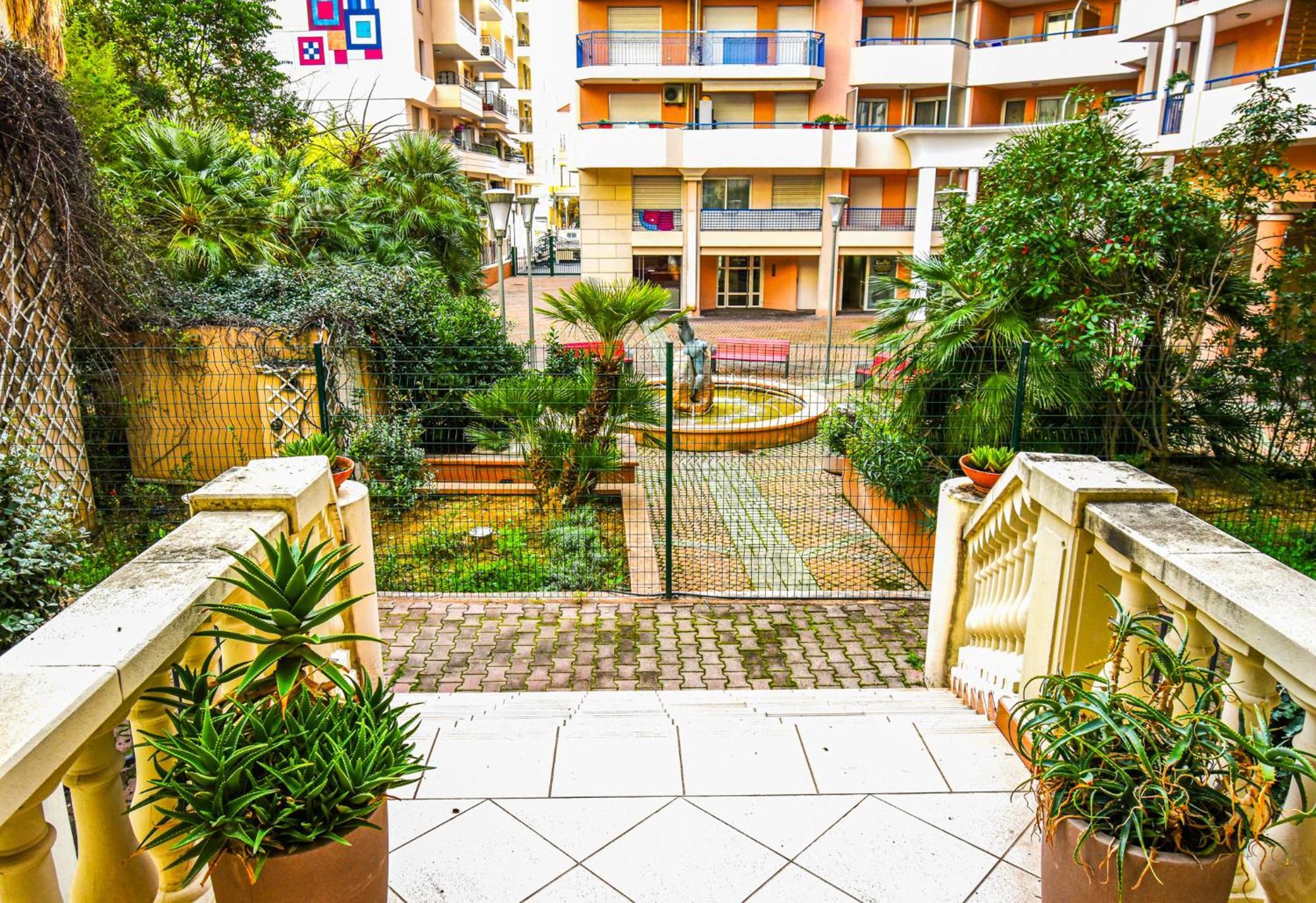 Le Jardin Des Muses -Parking Prive - Centre-Ville - Bord De Mer Menton Kültér fotó